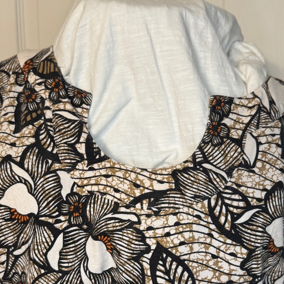 Ruby Rd. Fall print top - Picture 2 of 7